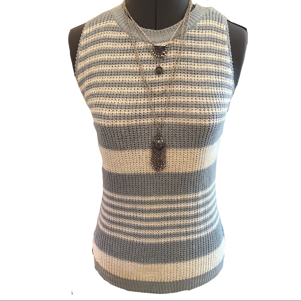 Vintage NUGGETS Sleeveless Striped Sweater Size M NWT